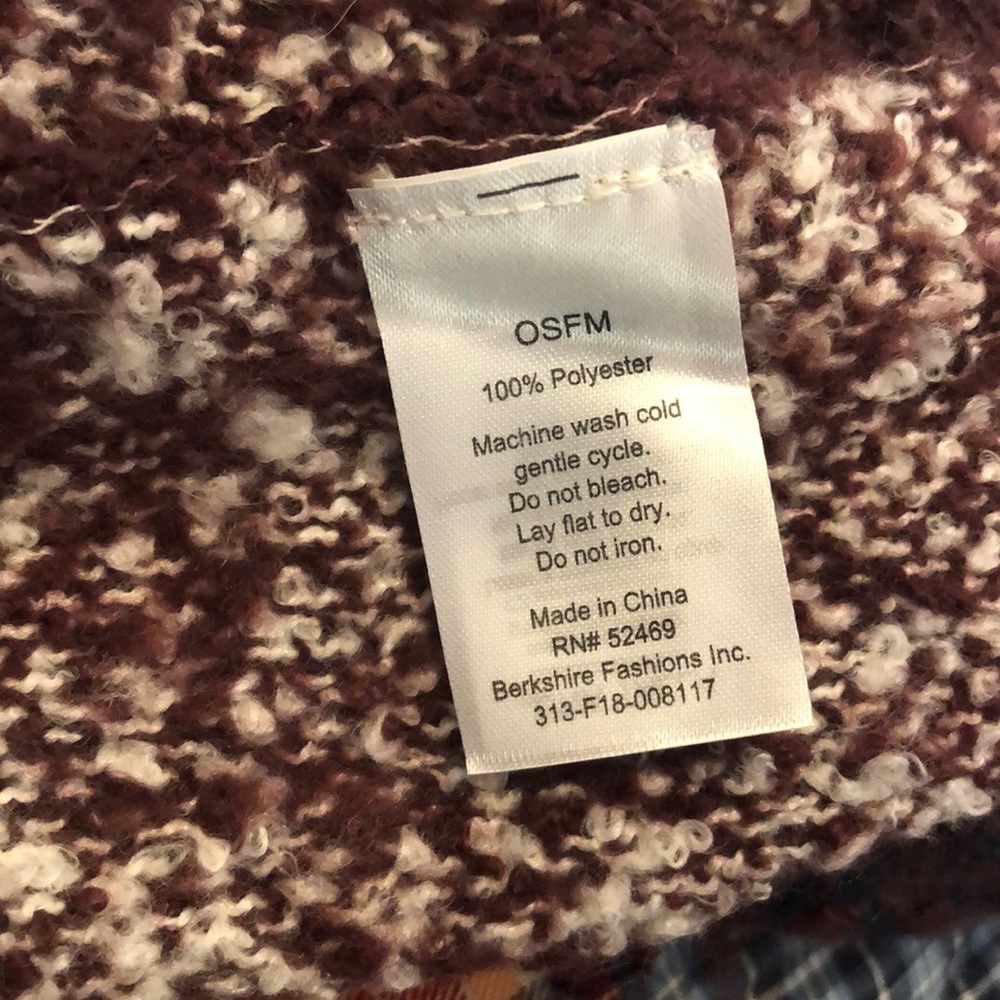 Scarf - Picture 5 of 5